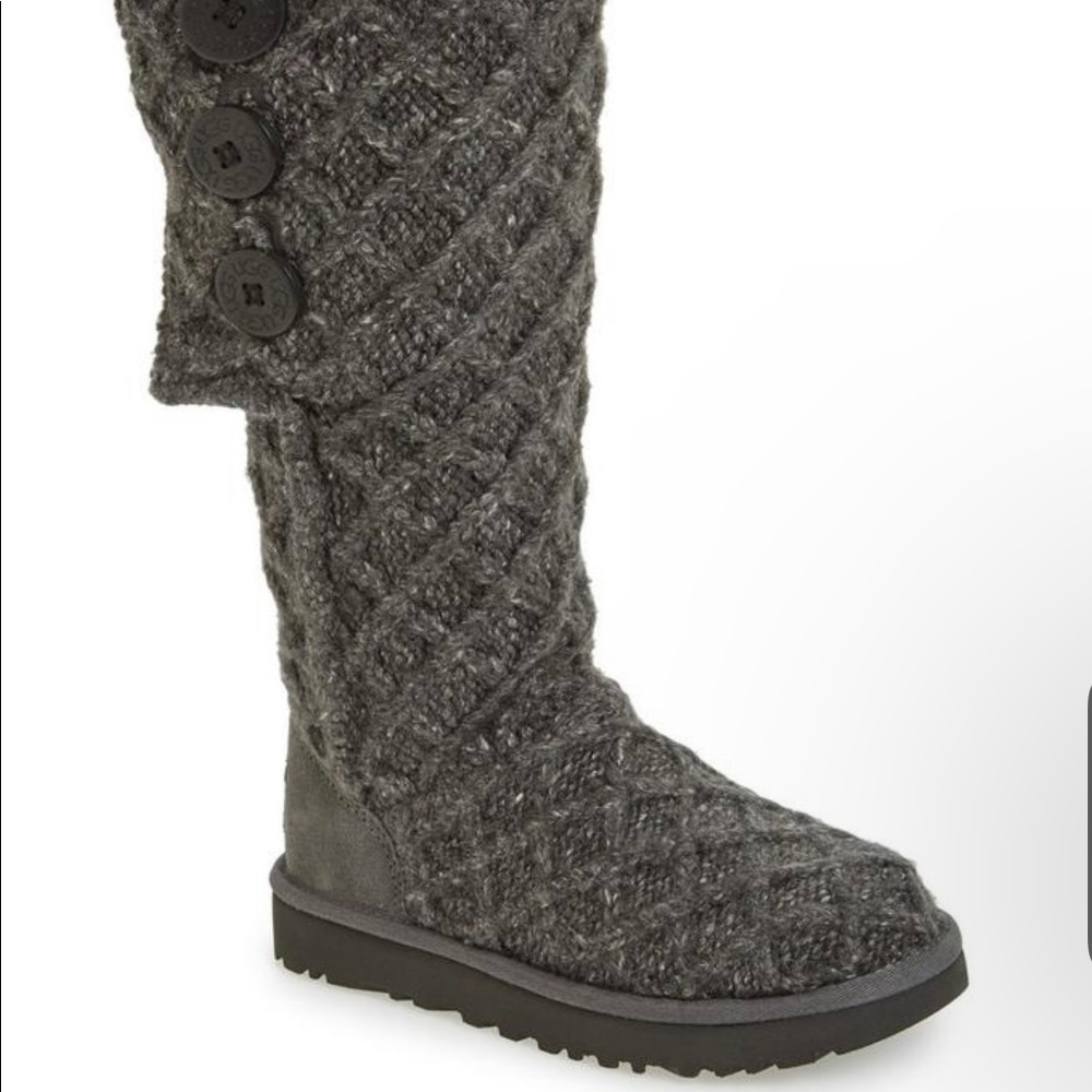 NWT Ugg lattice knit boots